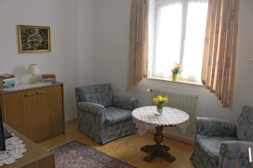 Отель Altes Schulhaus Niederschlettenbach Экстерьер фото